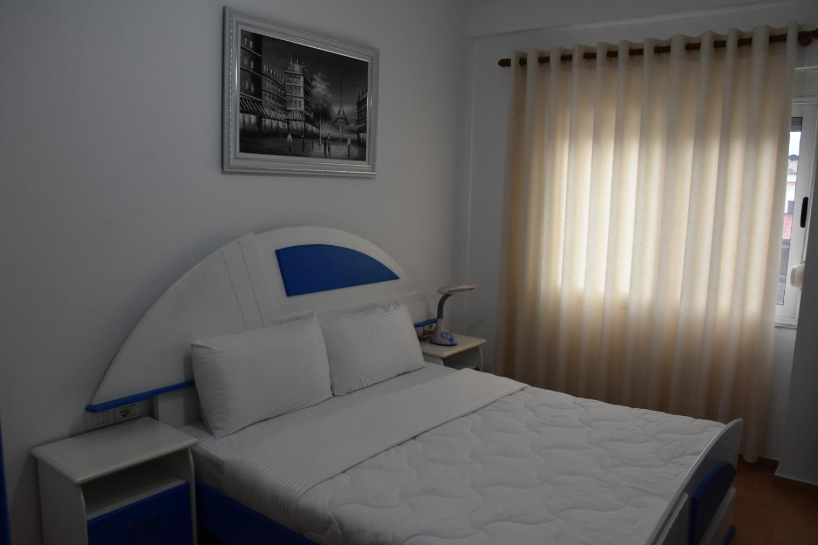 Leo Apartment Permet Luaran gambar